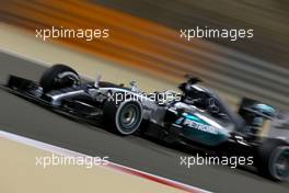 Lewis Hamilton (GBR), Mercedes AMG F1 Team  17.04.2015. Formula 1 World Championship, Rd 4, Bahrain Grand Prix, Sakhir, Bahrain, Practice Day