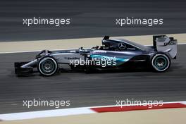 Lewis Hamilton (GBR), Mercedes AMG F1 Team  17.04.2015. Formula 1 World Championship, Rd 4, Bahrain Grand Prix, Sakhir, Bahrain, Practice Day