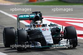 Lewis Hamilton (GBR) Mercedes AMG F1 W06. 17.04.2015. Formula 1 World Championship, Rd 4, Bahrain Grand Prix, Sakhir, Bahrain, Practice Day