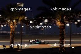 Lewis Hamilton (GBR) Mercedes AMG F1 W06. 17.04.2015. Formula 1 World Championship, Rd 4, Bahrain Grand Prix, Sakhir, Bahrain, Practice Day