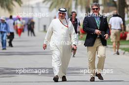 Sheikh Mohammed bin Essa Al Khalifa (BRN) CEO of the Bahrain Economic Development Board and McLaren Shareholder (Left). 17.04.2015. Formula 1 World Championship, Rd 4, Bahrain Grand Prix, Sakhir, Bahrain, Practice Day