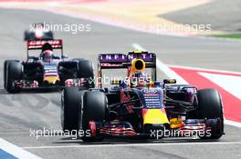 Daniil Kvyat (RUS) Red Bull Racing RB11. 17.04.2015. Formula 1 World Championship, Rd 4, Bahrain Grand Prix, Sakhir, Bahrain, Practice Day