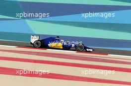 Marcus Ericsson (SWE) Sauber C34. 17.04.2015. Formula 1 World Championship, Rd 4, Bahrain Grand Prix, Sakhir, Bahrain, Practice Day