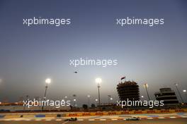 Nico Hulkenberg (GER), Sahara Force India and Lewis Hamilton (GBR), Mercedes AMG F1 Team  17.04.2015. Formula 1 World Championship, Rd 4, Bahrain Grand Prix, Sakhir, Bahrain, Practice Day