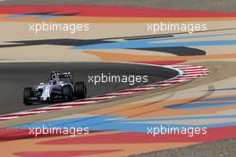 Valtteri Bottas (FIN), Williams F1 Team  17.04.2015. Formula 1 World Championship, Rd 4, Bahrain Grand Prix, Sakhir, Bahrain, Practice Day