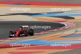 Kimi Raikkonen (FIN), Scuderia Ferrari  17.04.2015. Formula 1 World Championship, Rd 4, Bahrain Grand Prix, Sakhir, Bahrain, Practice Day