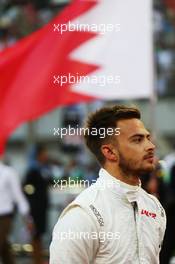 Will Stevens (GBR) Manor Marussia F1 Team on the grid. 19.04.2015. Formula 1 World Championship, Rd 4, Bahrain Grand Prix, Sakhir, Bahrain, Race Day.