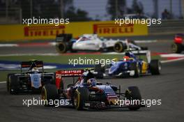 Carlos Sainz Jr (ESP) Scuderia Toro Rosso STR10. 19.04.2015. Formula 1 World Championship, Rd 4, Bahrain Grand Prix, Sakhir, Bahrain, Race Day.