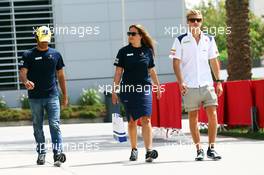 Felipe Nasr (BRA) Sauber F1 Team with (Left) and Marcus Ericsson (SWE) Sauber F1 Team (Right).  18.04.2015. Formula 1 World Championship, Rd 4, Bahrain Grand Prix, Sakhir, Bahrain, Qualifying Day.