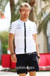 Nico Rosberg (GER) Mercedes AMG F1. 18.04.2015. Formula 1 World Championship, Rd 4, Bahrain Grand Prix, Sakhir, Bahrain, Qualifying Day.