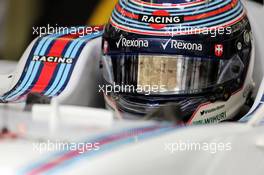 Valtteri Bottas (FIN) Williams FW37. 18.04.2015. Formula 1 World Championship, Rd 4, Bahrain Grand Prix, Sakhir, Bahrain, Qualifying Day.