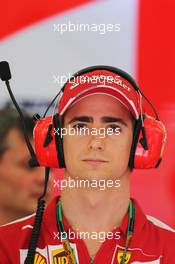 Esteban Gutierrez (MEX) Ferrari Test and Reserve Driver. 18.04.2015. Formula 1 World Championship, Rd 4, Bahrain Grand Prix, Sakhir, Bahrain, Qualifying Day.