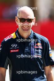 Adrian Newey (GBR) Red Bull Racing Chief Technical Officer. 19.04.2015. Formula 1 World Championship, Rd 4, Bahrain Grand Prix, Sakhir, Bahrain, Race Day.