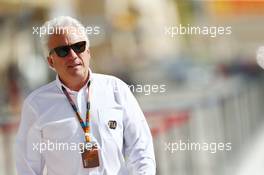 Charlie Whiting (GBR) FIA Delegate. 19.04.2015. Formula 1 World Championship, Rd 4, Bahrain Grand Prix, Sakhir, Bahrain, Race Day.