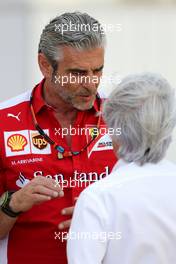 Maurizio Arrivabene (ITA), Scuderia Ferrari, team principal and Bernie Ecclestone (GBR)  19.04.2015. Formula 1 World Championship, Rd 4, Bahrain Grand Prix, Sakhir, Bahrain, Race Day.