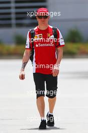 Kimi Raikkonen (FIN) Ferrari. 16.04.2015. Formula 1 World Championship, Rd 4, Bahrain Grand Prix, Sakhir, Bahrain, Preparation Day.