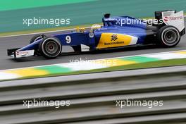 Marcus Ericsson (SWE), Sauber F1 Team  13.11.2015. Formula 1 World Championship, Rd 18, Brazilian Grand Prix, Sao Paulo, Brazil, Practice Day.