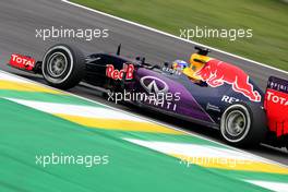 Daniel Ricciardo (AUS), Red Bull Racing  13.11.2015. Formula 1 World Championship, Rd 18, Brazilian Grand Prix, Sao Paulo, Brazil, Practice Day.
