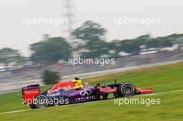 Daniil Kvyat (RUS) Red Bull Racing RB11. 13.11.2015. Formula 1 World Championship, Rd 18, Brazilian Grand Prix, Sao Paulo, Brazil, Practice Day.