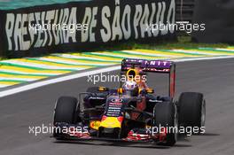Daniel Ricciardo (AUS) Red Bull Racing RB11. 13.11.2015. Formula 1 World Championship, Rd 18, Brazilian Grand Prix, Sao Paulo, Brazil, Practice Day.