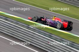 Daniil Kvyat (RUS), Red Bull Racing  13.11.2015. Formula 1 World Championship, Rd 18, Brazilian Grand Prix, Sao Paulo, Brazil, Practice Day.
