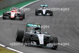 Nico Rosberg (GER), Mercedes AMG F1 Team  15.11.2015. Formula 1 World Championship, Rd 18, Brazilian Grand Prix, Sao Paulo, Brazil, Race Day.