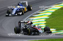 Fernando Alonso (ESP) McLaren MP4-30. 15.11.2015. Formula 1 World Championship, Rd 18, Brazilian Grand Prix, Sao Paulo, Brazil, Race Day.