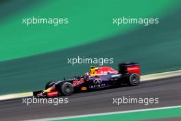 Daniil Kvyat (RUS), Red Bull Racing  14.11.2015. Formula 1 World Championship, Rd 18, Brazilian Grand Prix, Sao Paulo, Brazil, Qualifying Day.