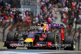 Daniel Ricciardo (AUS) Red Bull Racing RB11. 14.11.2015. Formula 1 World Championship, Rd 18, Brazilian Grand Prix, Sao Paulo, Brazil, Qualifying Day.