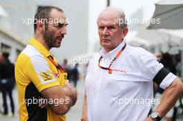 (L to R): Cyril Abiteboul (FRA) Renault Sport F1 Managing Director with Dr Helmut Marko (AUT) Red Bull Motorsport Consultant. 14.11.2015. Formula 1 World Championship, Rd 18, Brazilian Grand Prix, Sao Paulo, Brazil, Qualifying Day.