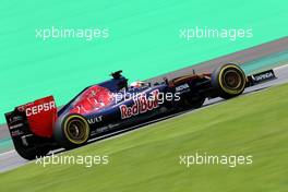 Max Verstappen (NL), Scuderia Toro Rosso  14.11.2015. Formula 1 World Championship, Rd 18, Brazilian Grand Prix, Sao Paulo, Brazil, Qualifying Day.