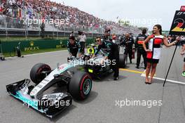 Nico Rosberg (GER) Mercedes AMG F1 W06 on the grid. 07.06.2015. Formula 1 World Championship, Rd 7, Canadian Grand Prix, Montreal, Canada, Race Day.