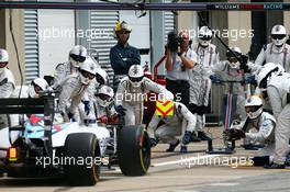Felipe Massa (BRA) Williams FW37 makes a pit stop. 07.06.2015. Formula 1 World Championship, Rd 7, Canadian Grand Prix, Montreal, Canada, Race Day.