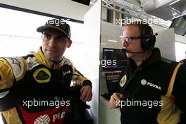 Pastor Maldonado (VEN), Lotus F1 Team and Mark Slade (GBR), Lotus F1 Team, Race Engineer   10.04.2015. Formula 1 World Championship, Rd 3, Chinese Grand Prix, Shanghai, China, Practice Day.