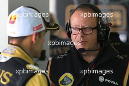 Mark Slade (GBR), Lotus F1 Team, Race Engineer  and Pastor Maldonado (VEN), Lotus F1 Team  10.04.2015. Formula 1 World Championship, Rd 3, Chinese Grand Prix, Shanghai, China, Practice Day.