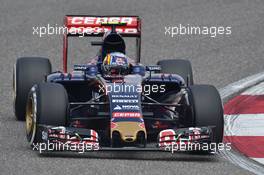 Carlos Sainz Jr (ESP) Scuderia Toro Rosso STR10. 10.04.2015. Formula 1 World Championship, Rd 3, Chinese Grand Prix, Shanghai, China, Practice Day.