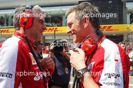 (L to R): Maurizio Arrivabene (ITA) Ferrari Team Principal with James Allison (GBR) Ferrari Chassis Technical Director. 12.04.2015. Formula 1 World Championship, Rd 3, Chinese Grand Prix, Shanghai, China, Race Day.