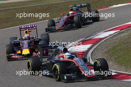 Fernando Alonso (ESP) McLaren MP4-30. 12.04.2015. Formula 1 World Championship, Rd 3, Chinese Grand Prix, Shanghai, China, Race Day.