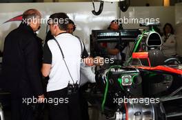 Ron Dennis (GBR) McLaren Executive Chairman. 11.04.2015. Formula 1 World Championship, Rd 3, Chinese Grand Prix, Shanghai, China, Qualifying Day.