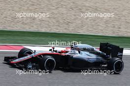 Jenson Button (GBR) McLaren MP4-30. 11.04.2015. Formula 1 World Championship, Rd 3, Chinese Grand Prix, Shanghai, China, Qualifying Day.