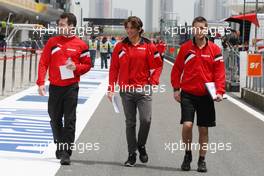 Roberto Merhi (ESP) Manor Marussia F1 Team walks the circuit. 09.04.2015. Formula 1 World Championship, Rd 3, Chinese Grand Prix, Shanghai, China, Preparation Day.