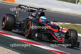 Fernando Alonso (ESP) McLaren MP4-30. 08.05.2015. Formula 1 World Championship, Rd 5, Spanish Grand Prix, Barcelona, Spain, Practice Day.