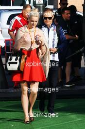 Valtteri Bottas (FIN) Williams with his girlfriend Emilia Pikkarainen (FIN). 08.05.2015. Formula 1 World Championship, Rd 5, Spanish Grand Prix, Barcelona, Spain, Practice Day.