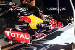 Daniil Kvyat (RUS) Red Bull Racing RB11 running new front wing and nosecone. 08.05.2015. Formula 1 World Championship, Rd 5, Spanish Grand Prix, Barcelona, Spain, Practice Day.