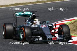 Lewis Hamilton (GBR) Mercedes AMG F1 W06. 08.05.2015. Formula 1 World Championship, Rd 5, Spanish Grand Prix, Barcelona, Spain, Practice Day.