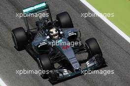Lewis Hamilton (GBR) Mercedes AMG F1 W06. 08.05.2015. Formula 1 World Championship, Rd 5, Spanish Grand Prix, Barcelona, Spain, Practice Day.