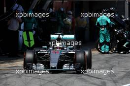 Lewis Hamilton (GBR), Mercedes AMG F1 Team during pitstop 10.05.2015. Formula 1 World Championship, Rd 5, Spanish Grand Prix, Barcelona, Spain, Race Day.