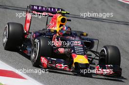 Daniil Kvyat (RUS) Red Bull Racing RB11. 09.05.2015. Formula 1 World Championship, Rd 5, Spanish Grand Prix, Barcelona, Spain, Qualifying Day.