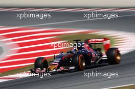 Max Verstappen (NLD) Scuderia Toro Rosso STR10. 09.05.2015. Formula 1 World Championship, Rd 5, Spanish Grand Prix, Barcelona, Spain, Qualifying Day.