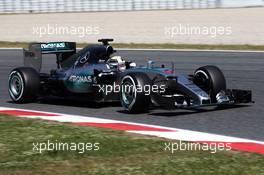 Lewis Hamilton (GBR) Mercedes AMG F1 W06. 09.05.2015. Formula 1 World Championship, Rd 5, Spanish Grand Prix, Barcelona, Spain, Qualifying Day.